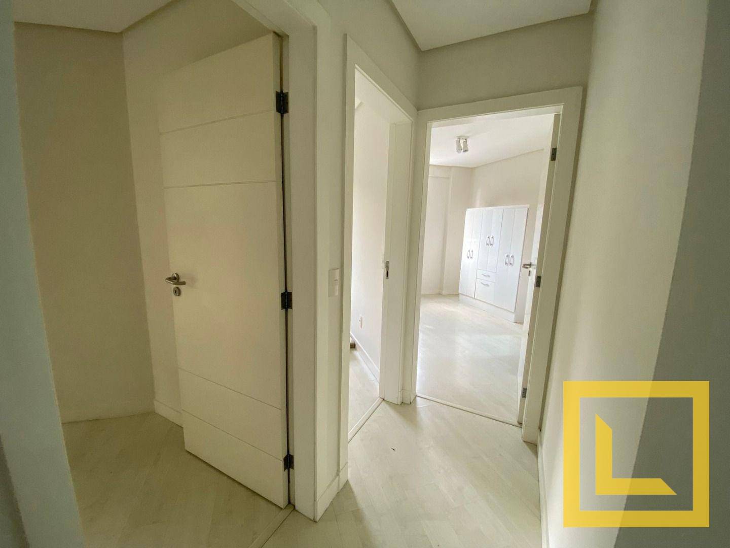 Apartamento à venda com 3 quartos, 110m² - Foto 10