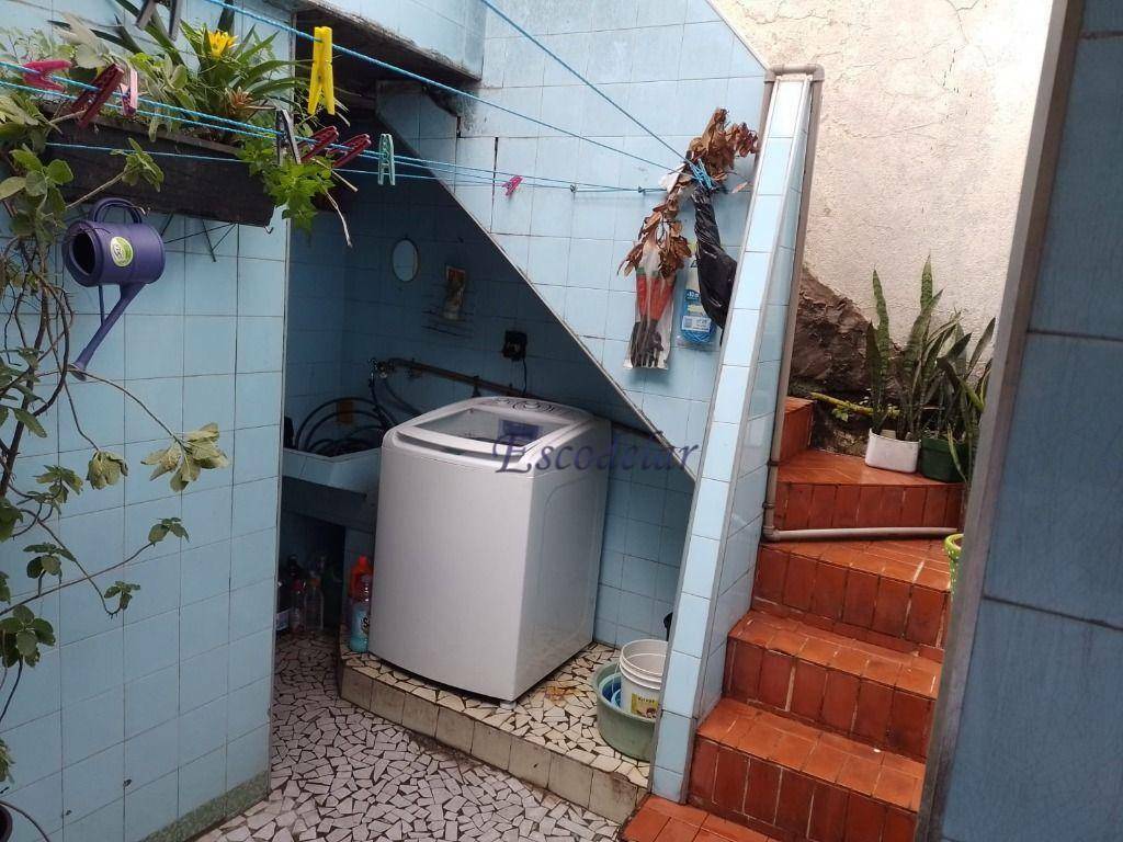 Sobrado à venda com 3 quartos, 120m² - Foto 2