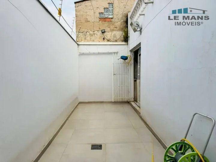 Casa à venda e aluguel com 3 quartos, 173m² - Foto 21