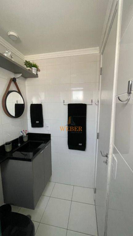 Apartamento à venda com 2 quartos, 42m² - Foto 17