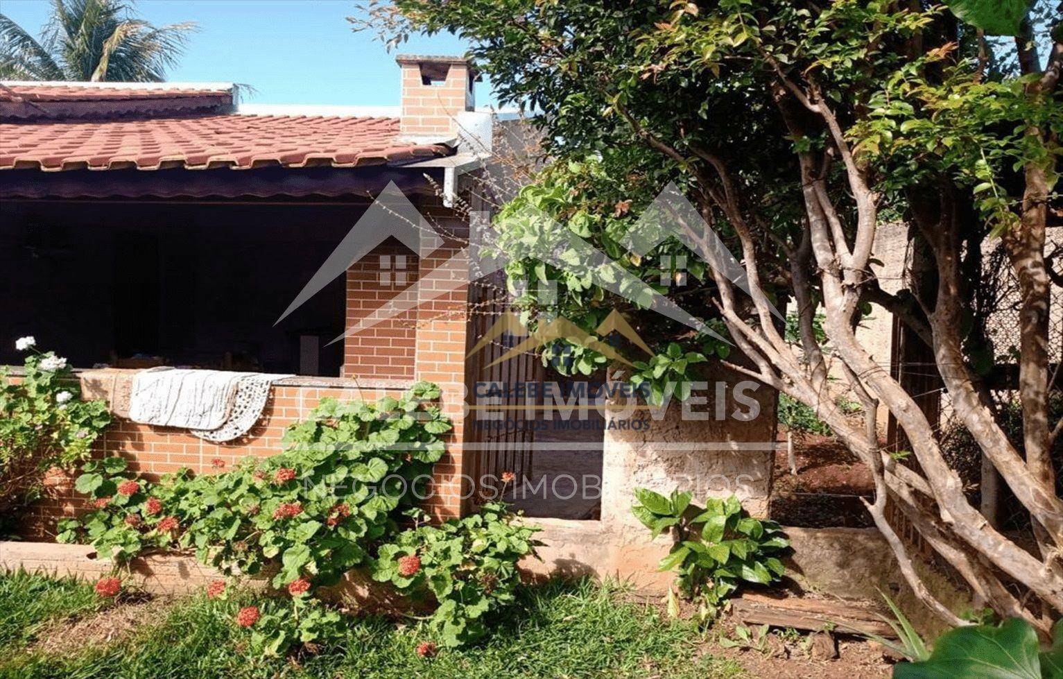 Casa à venda com 2 quartos, 89m² - Foto 2