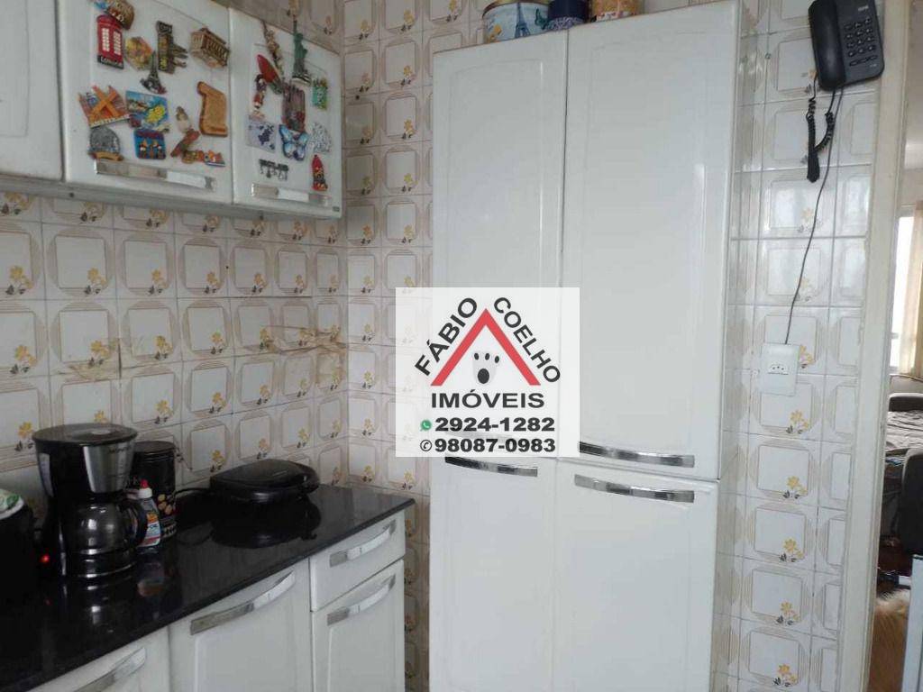 Apartamento à venda com 2 quartos, 71m² - Foto 4