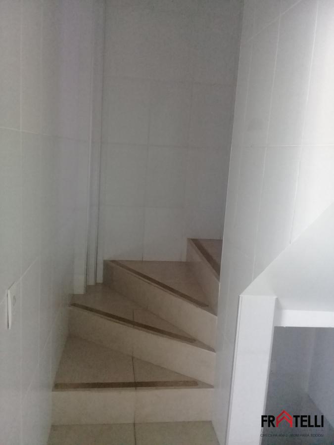 Casa para alugar com 4 quartos, 225m² - Foto 8