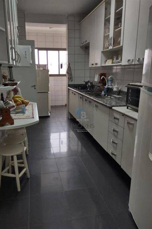 Apartamento à venda com 3 quartos, 96m² - Foto 10