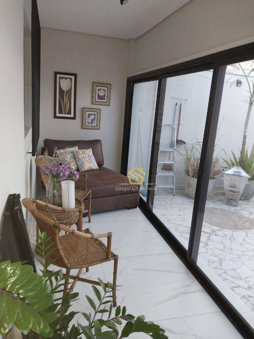 Casa à venda com 2 quartos, 180m² - Foto 25