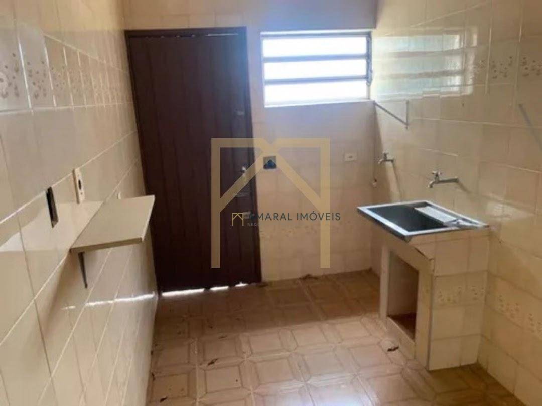 Casa à venda com 3 quartos, 210m² - Foto 15