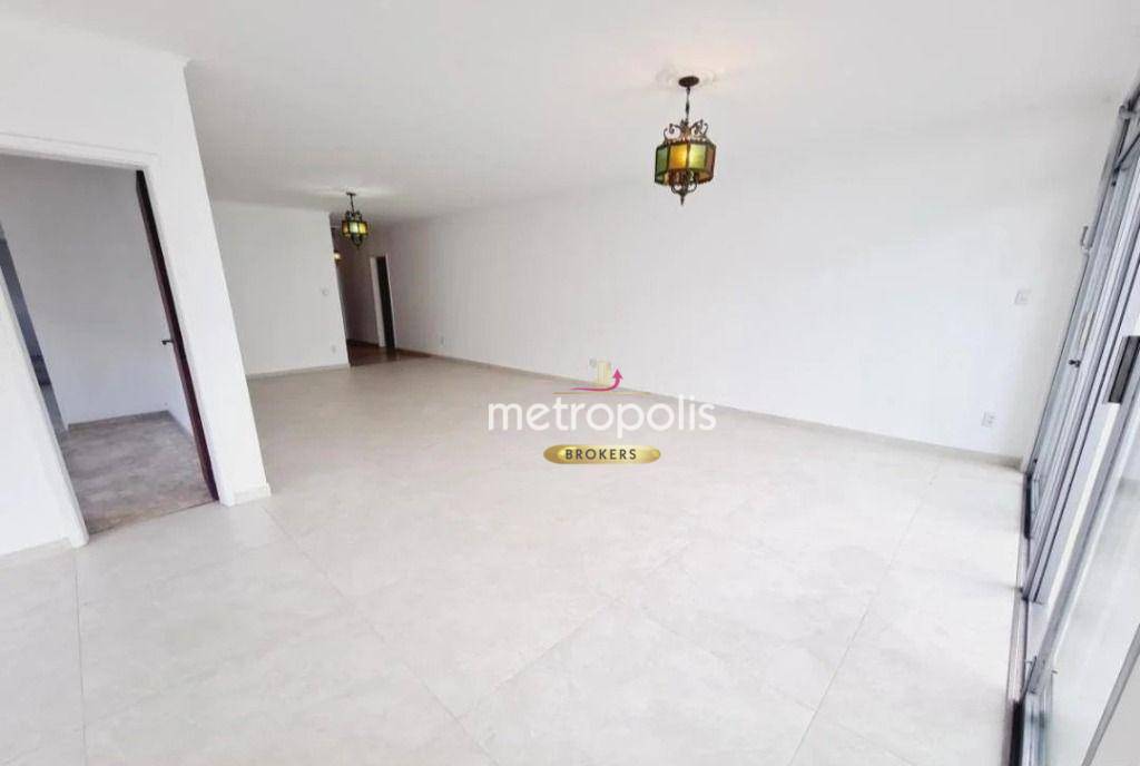 Apartamento à venda com 3 quartos, 230m² - Foto 3