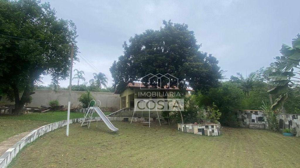 Chácara, 2 quartos, 1229 m² - Foto 2