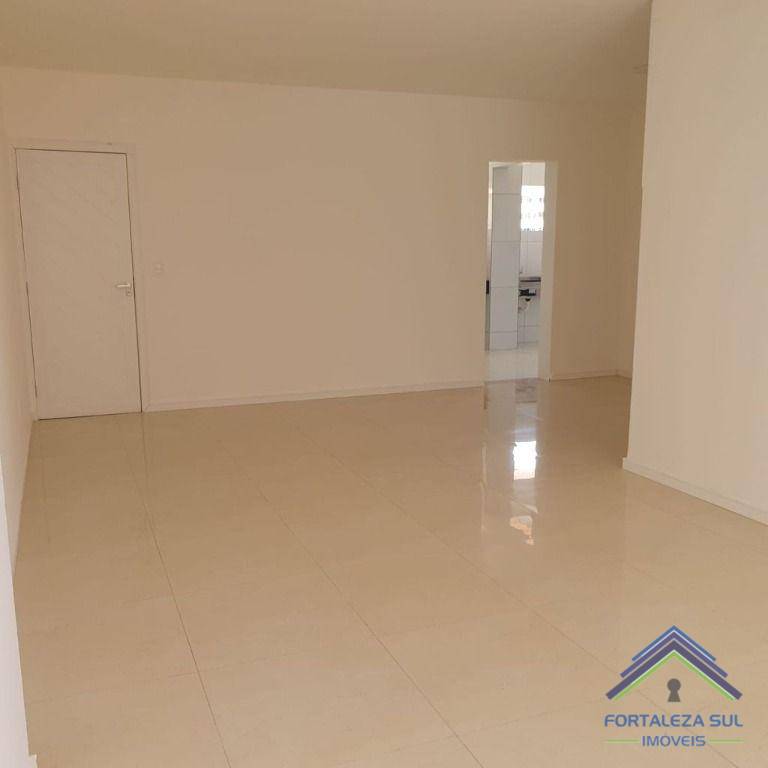 Apartamento à venda com 3 quartos, 114m² - Foto 11