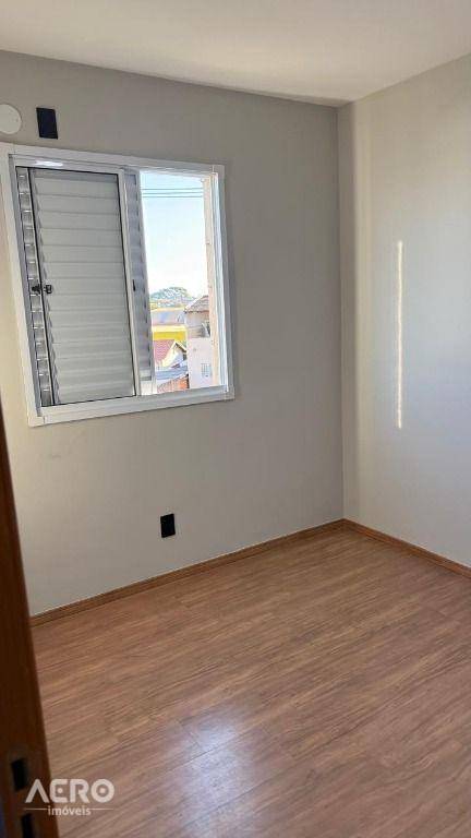 Apartamento à venda com 2 quartos, 42m² - Foto 5
