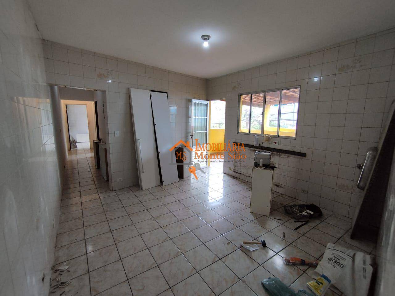 Casa à venda com 4 quartos, 200m² - Foto 21