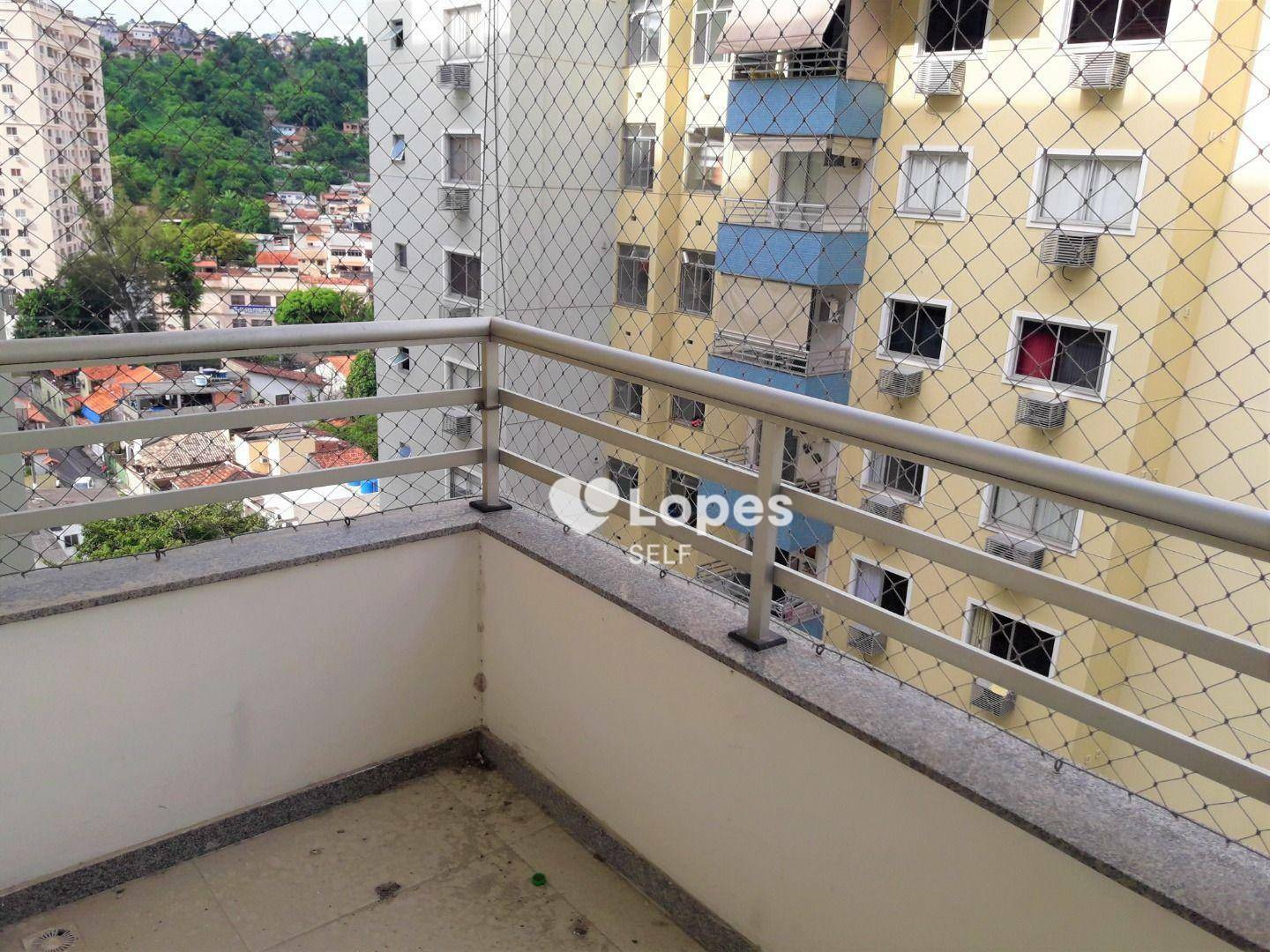 Apartamento à venda com 2 quartos, 75m² - Foto 2