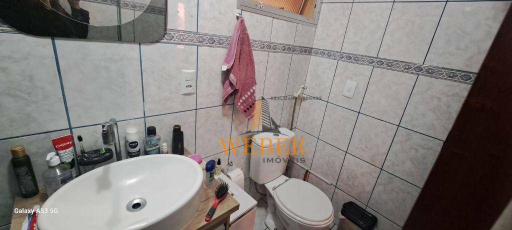 Apartamento à venda com 2 quartos, 80m² - Foto 18