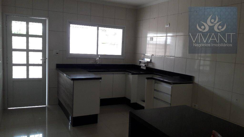 Sobrado à venda com 3 quartos, 205m² - Foto 8