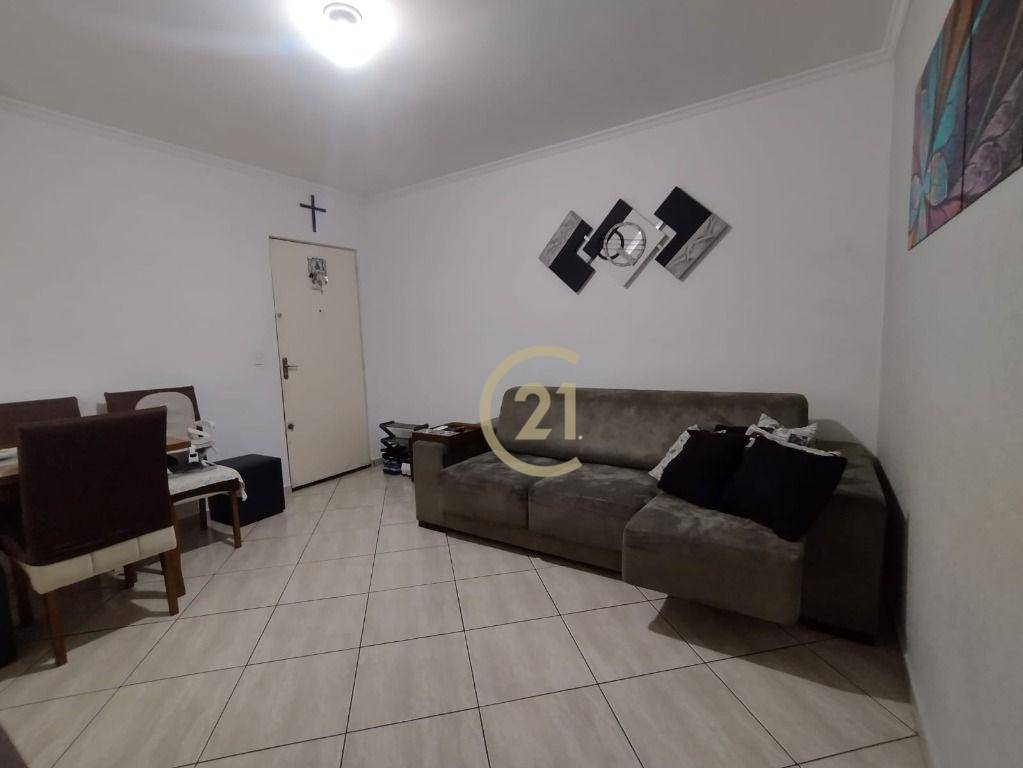 Apartamento à venda com 2 quartos, 60m² - Foto 2