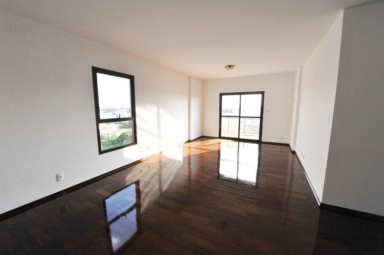 Apartamento à venda com 3 quartos, 150m² - Foto 23