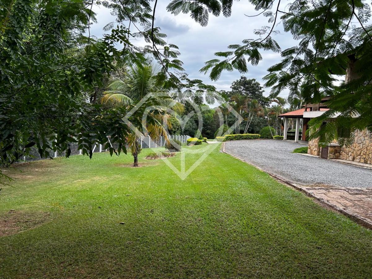 Chácara para alugar com 5 quartos, 750m² - Foto 4