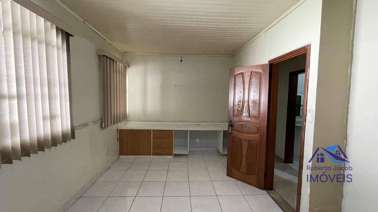 Casa à venda com 2 quartos, 200m² - Foto 12