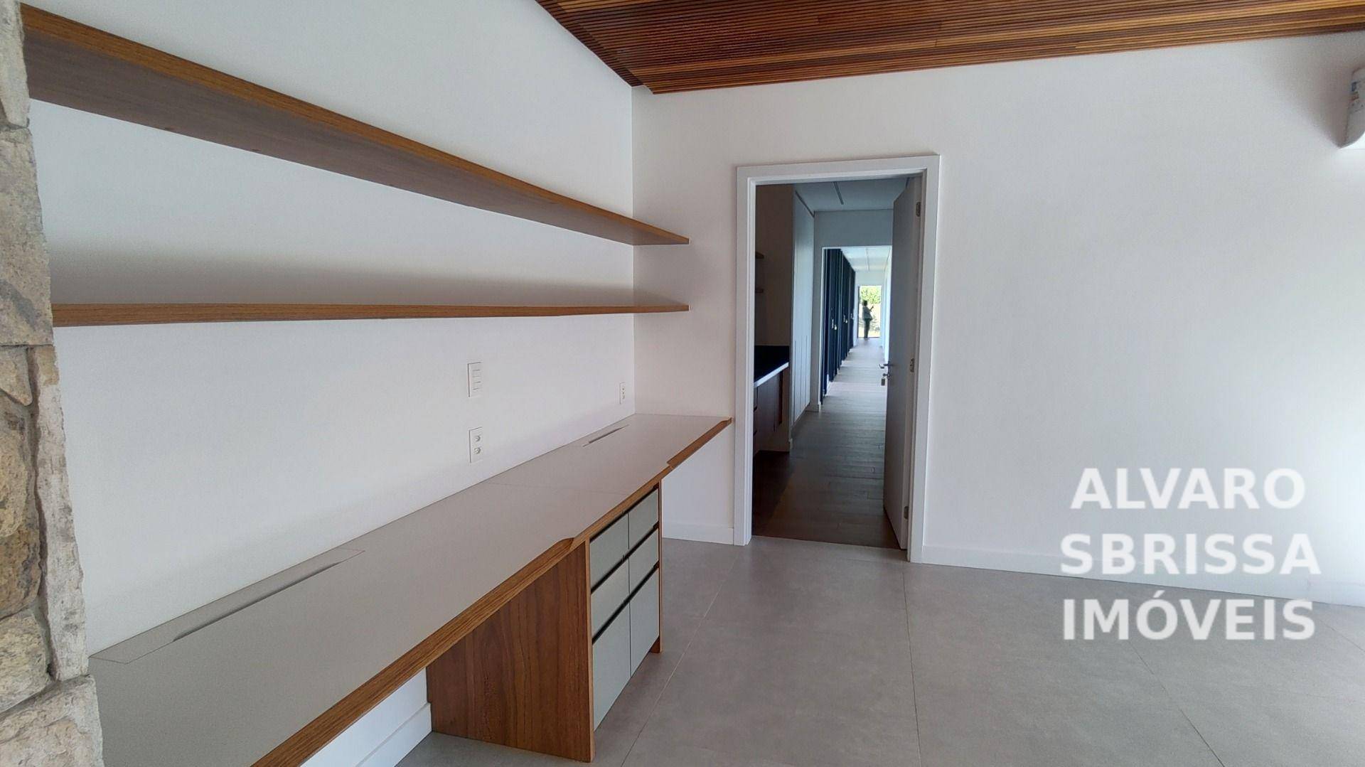 Casa de Condomínio à venda com 5 quartos, 550m² - Foto 22