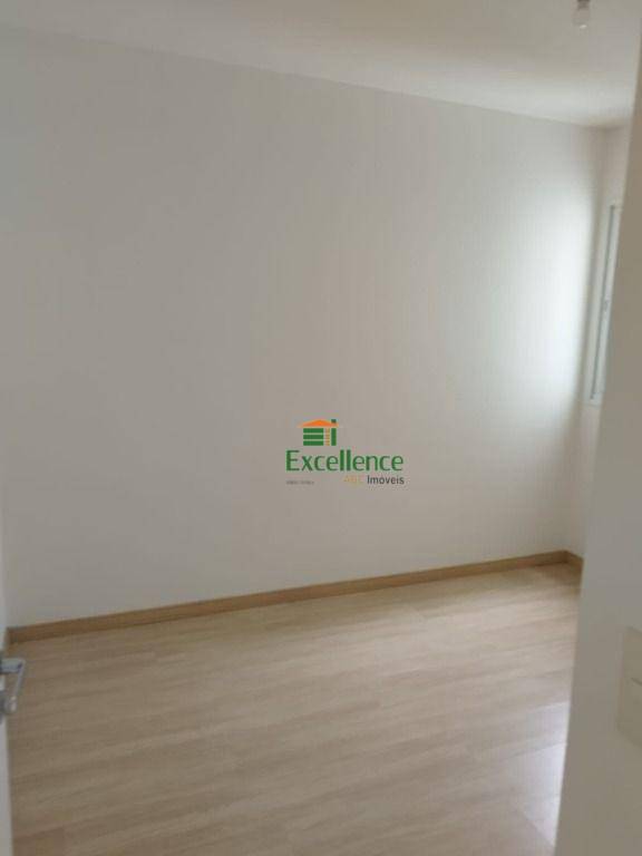 Apartamento para alugar com 3 quartos, 82m² - Foto 12