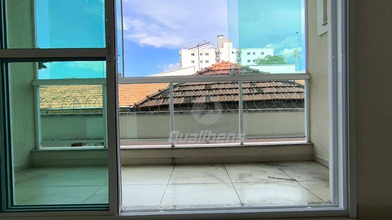 Sobrado à venda com 3 quartos, 125m² - Foto 4