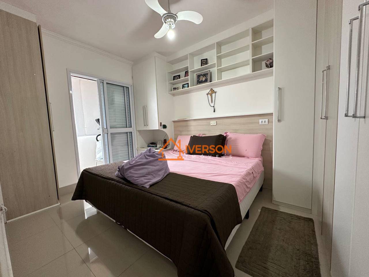 Apartamento à venda com 3 quartos, 121m² - Foto 13