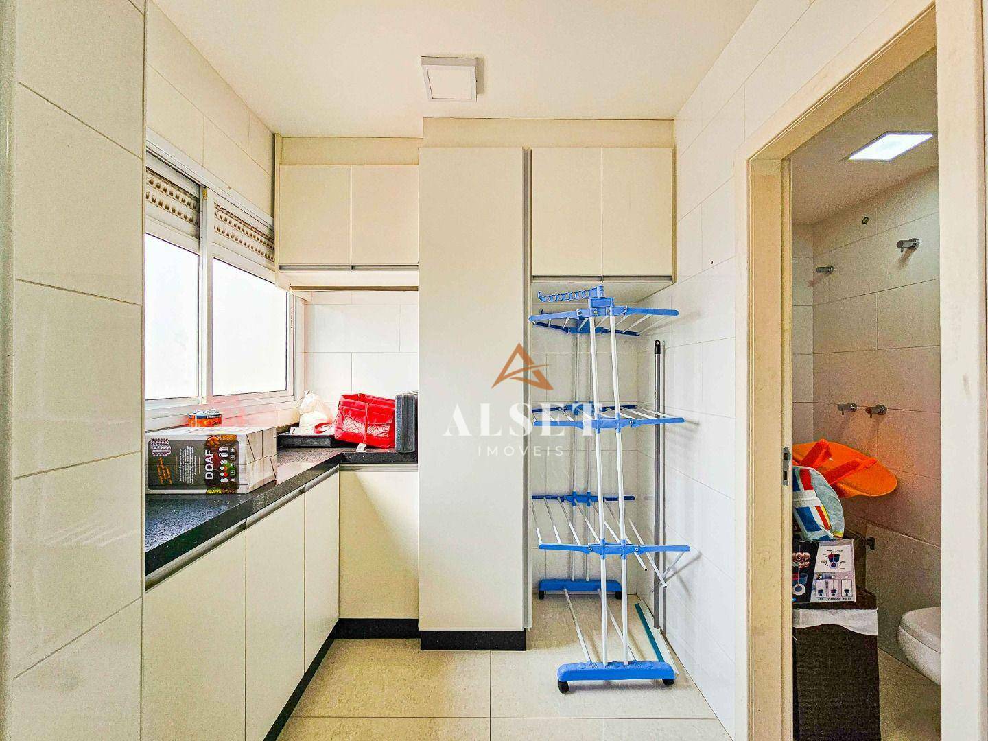 Apartamento à venda com 3 quartos, 154m² - Foto 23