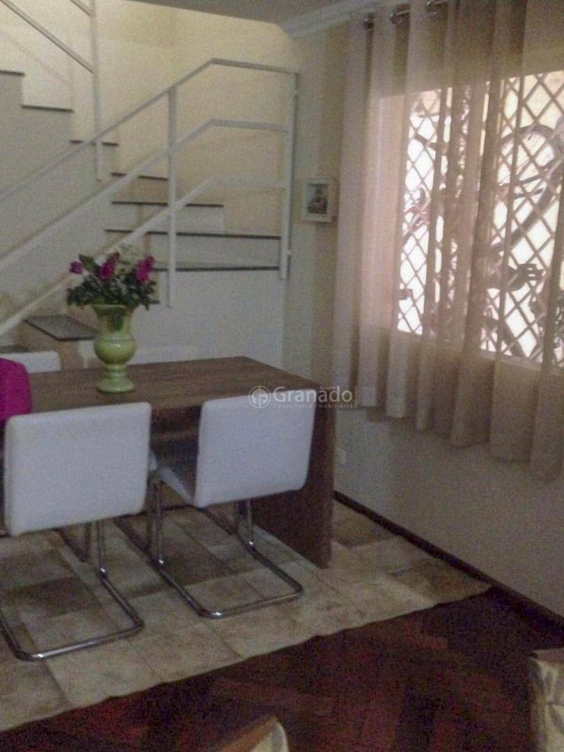 Sobrado à venda com 3 quartos, 125m² - Foto 4