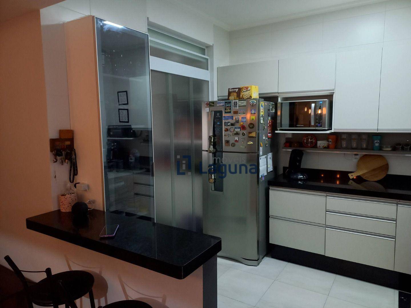 Apartamento à venda com 3 quartos, 90m² - Foto 12