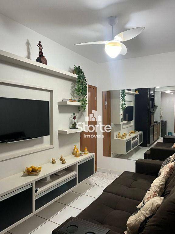 Apartamento à venda com 2 quartos, 53m² - Foto 1