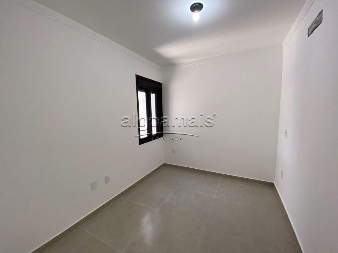 Casa à venda com 3 quartos, 180m² - Foto 5