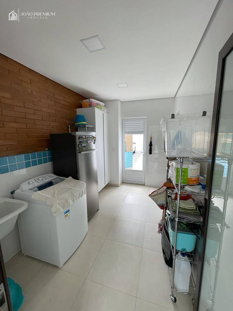 Sobrado à venda com 3 quartos, 380m² - Foto 17