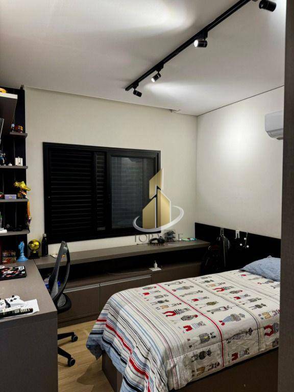 Sobrado à venda com 4 quartos, 300m² - Foto 11