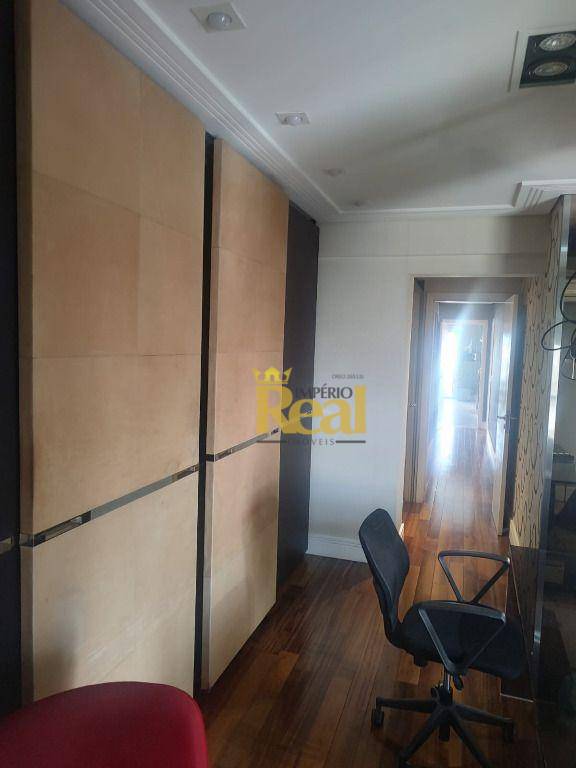 Apartamento para alugar com 3 quartos, 206m² - Foto 42