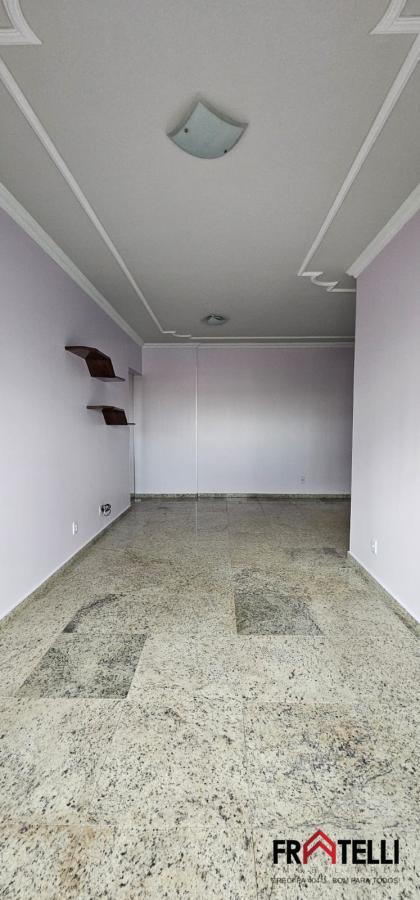 Apartamento à venda com 3 quartos - Foto 3