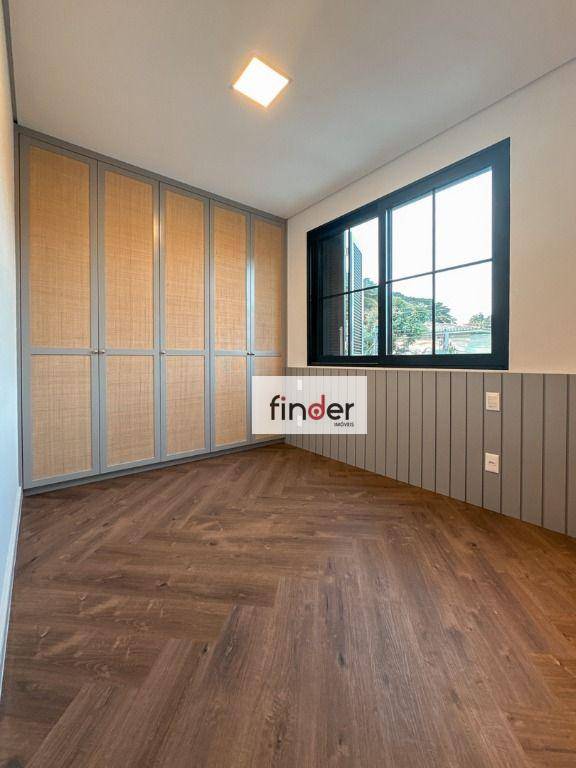 Casa à venda com 3 quartos, 219m² - Foto 17