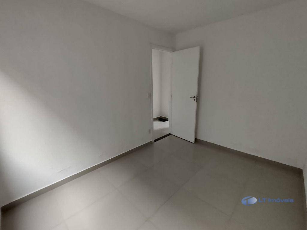 Casa à venda com 2 quartos, 101m² - Foto 14