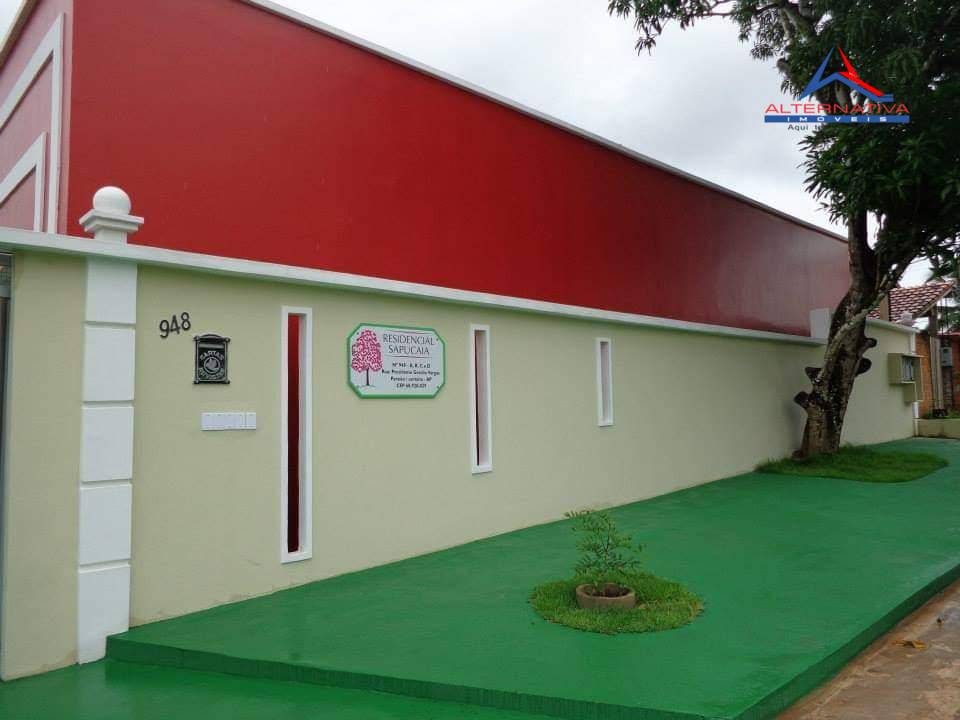 Casa à venda com 3 quartos, 530m² - Foto 2