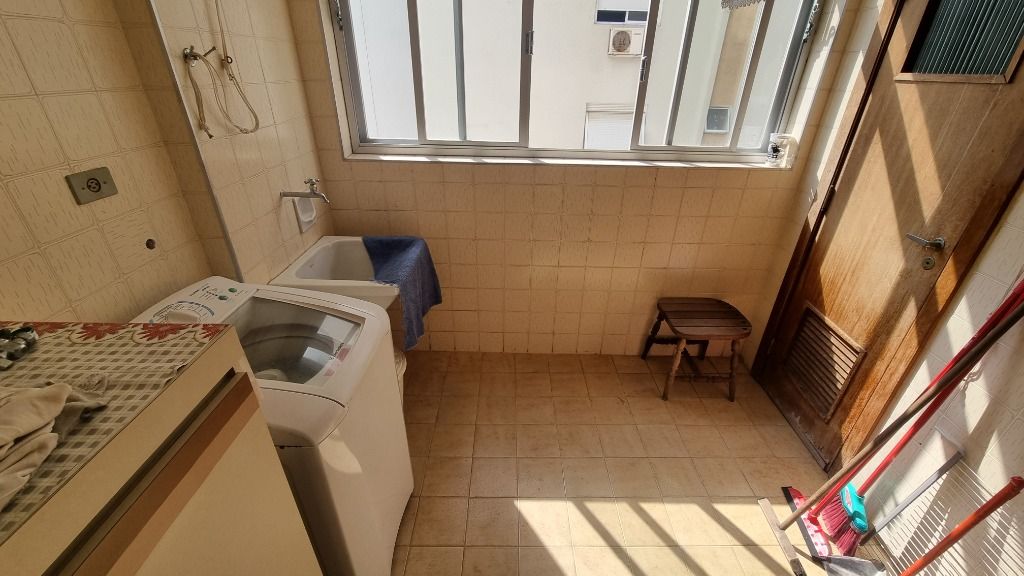 Apartamento à venda com 3 quartos, 140m² - Foto 19