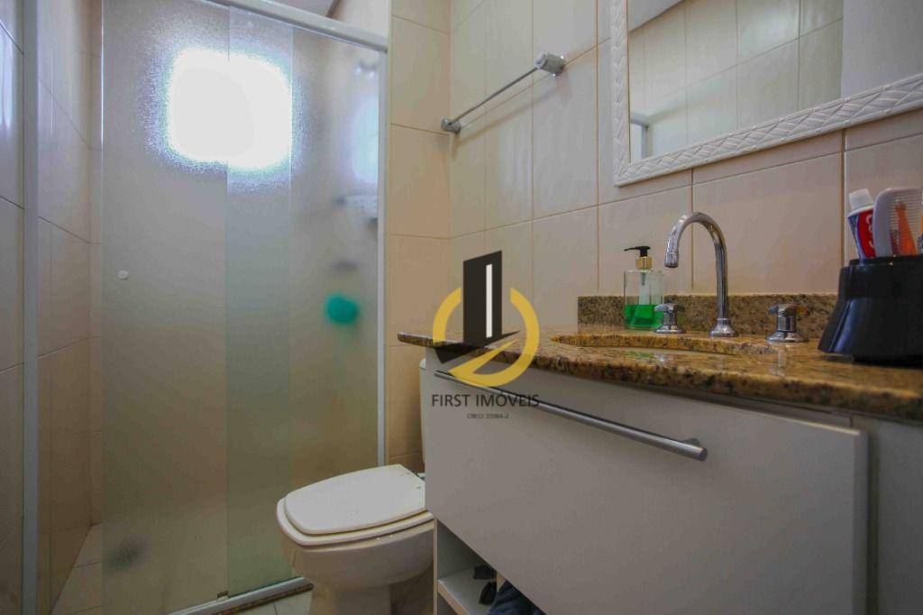 Apartamento à venda com 3 quartos, 141m² - Foto 19