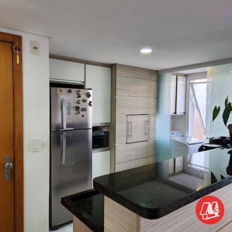 Apartamento à venda com 2 quartos, 61m² - Foto 5