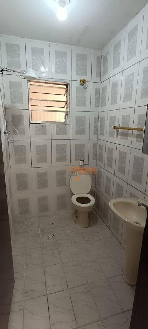 Casa à venda com 4 quartos, 200m² - Foto 37