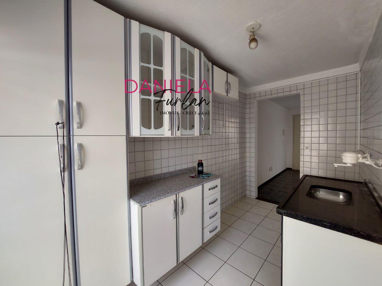 Apartamento à venda com 2 quartos, 41m² - Foto 13