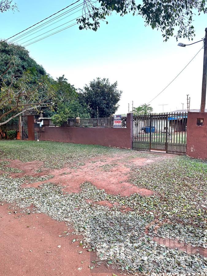 Casa à venda com 2 quartos, 360m² - Foto 2