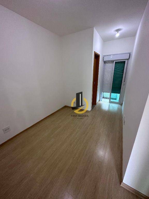 Apartamento à venda com 2 quartos, 75m² - Foto 15