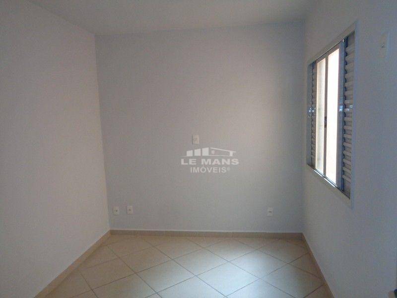 Casa para alugar com 3 quartos, 203m² - Foto 9