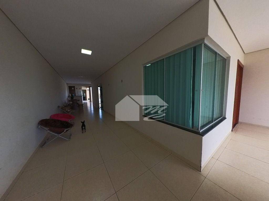 Casa à venda com 3 quartos, 184m² - Foto 7