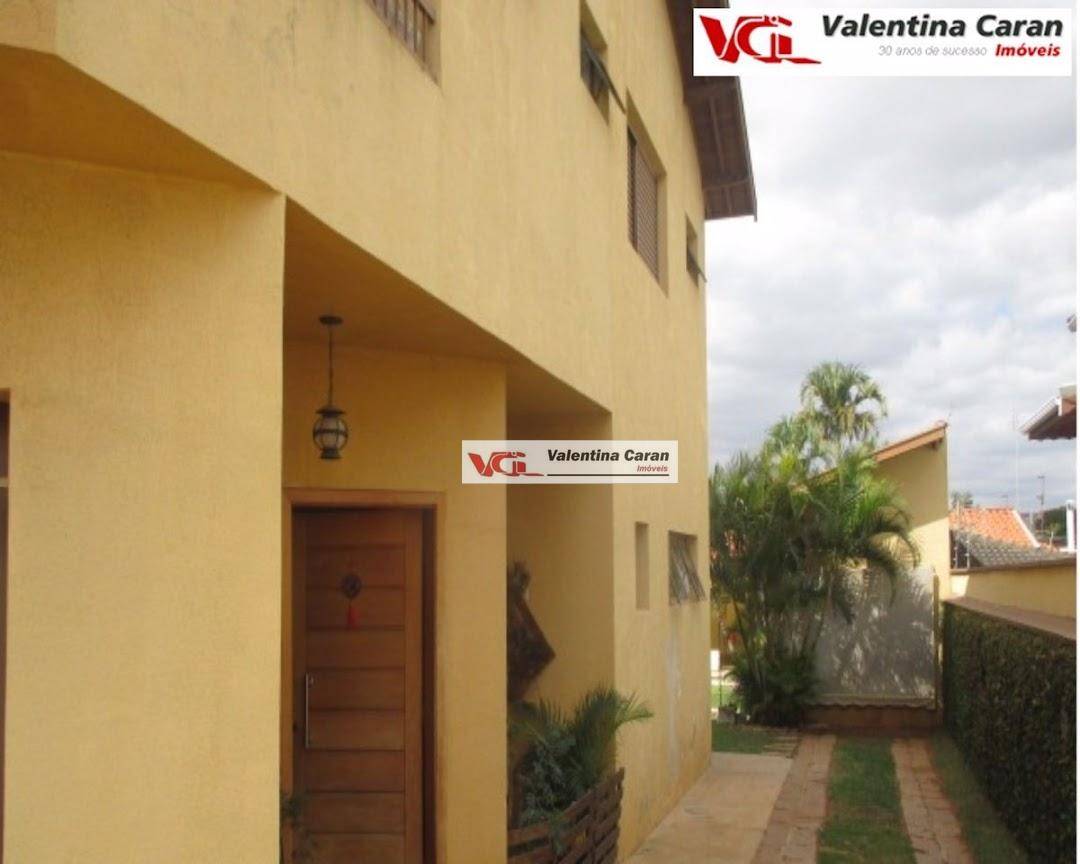 Casa à venda com 4 quartos, 300m² - Foto 2