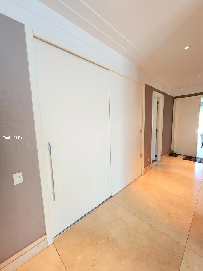 Casa à venda com 4 quartos, 900m² - Foto 19