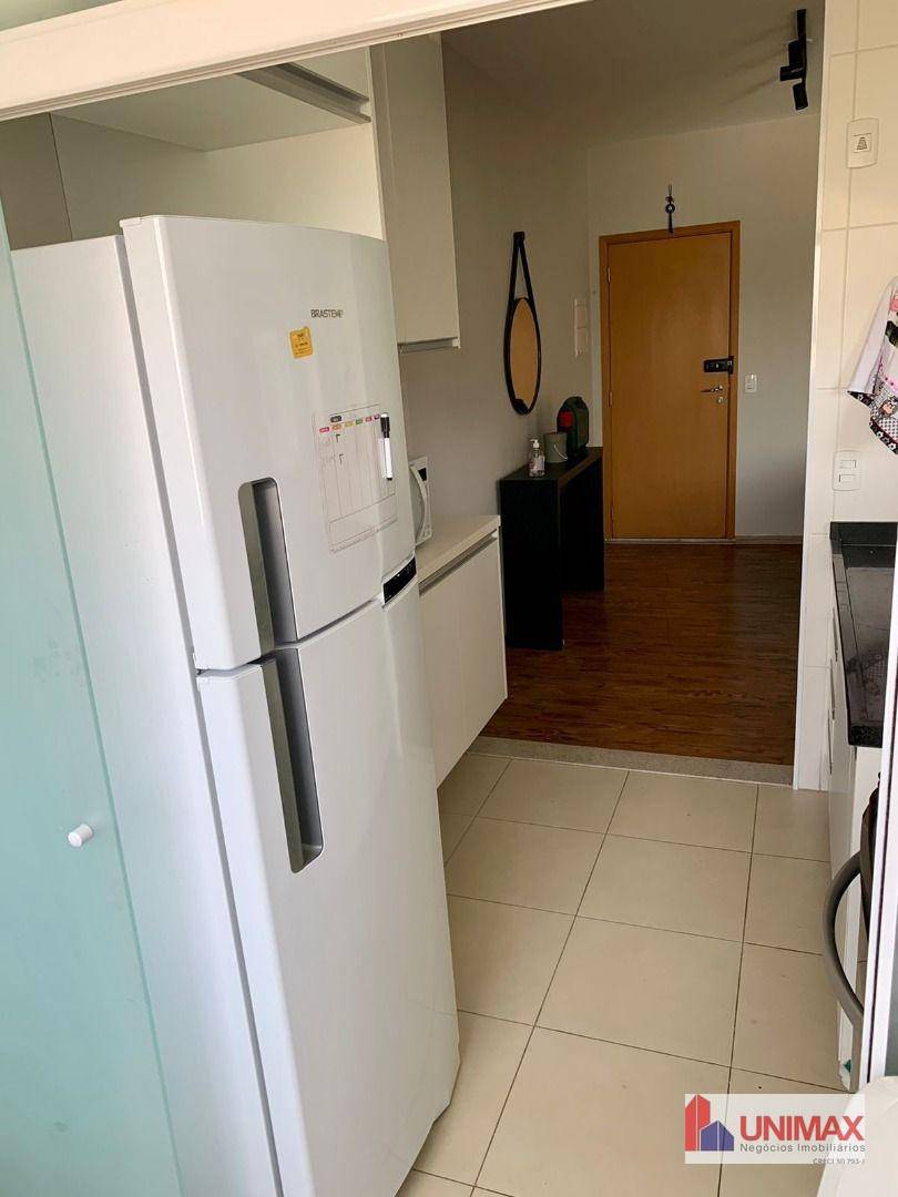 Apartamento à venda com 2 quartos, 72m² - Foto 10